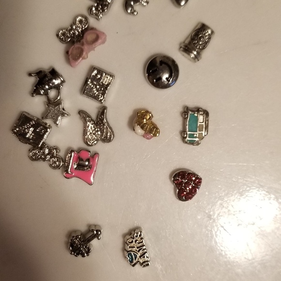 $4 ea. Floating charms & letters for memor… - Picture 4 of 5